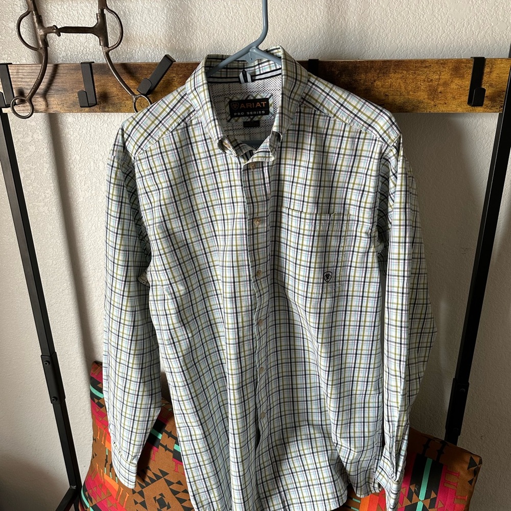 Ariat Pro Series long sleeve shirt